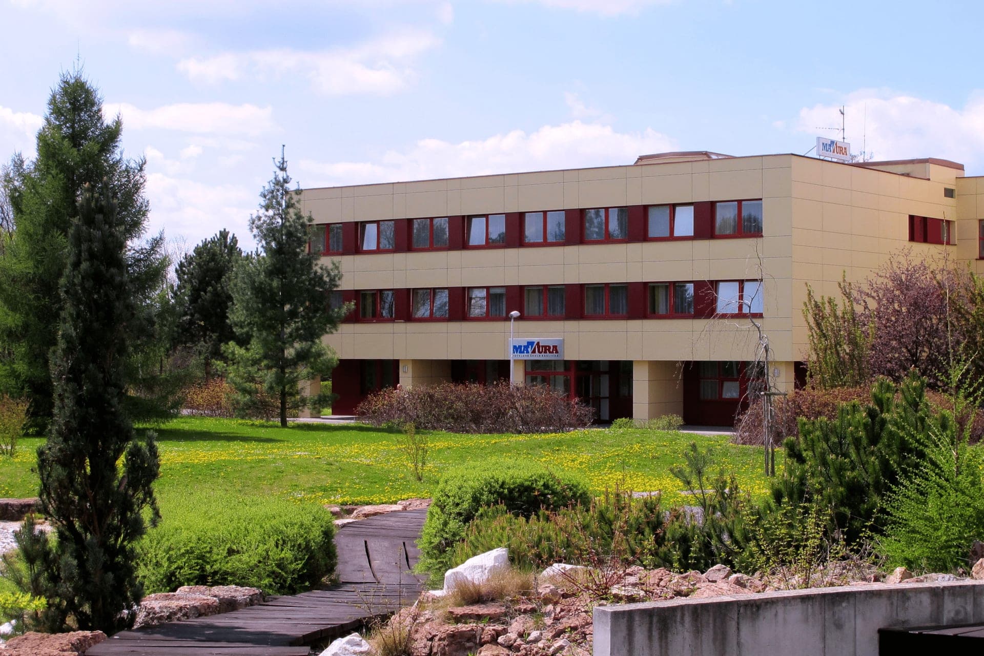 Hotel Voyager — pohled na budovu